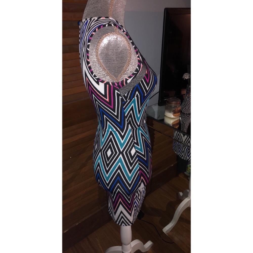 Design Dress - Picture 2 of 5
